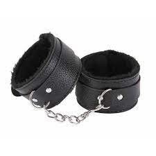 Set de Esposas Color Negro